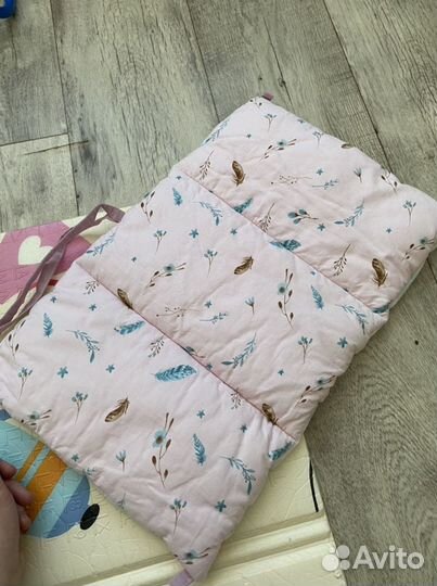 Бортики в детскую кроватку