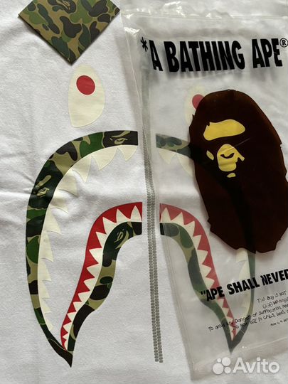 Футболка bape shark