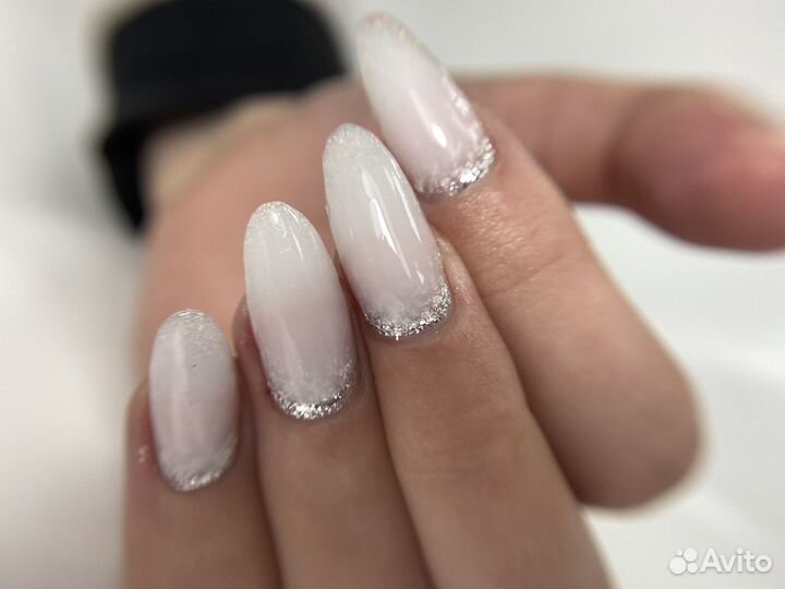 Наращивание ногтей