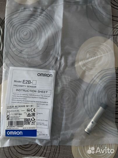 Датчик е2в-м12kn08-M1-B1