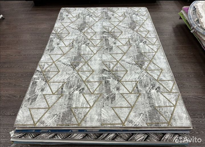 Палас новый 2*2