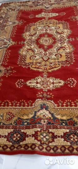 Ковер шерстяной