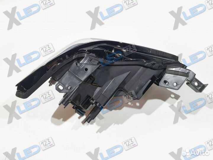 Фара левая правая Mazda 3 BP 2019 LED