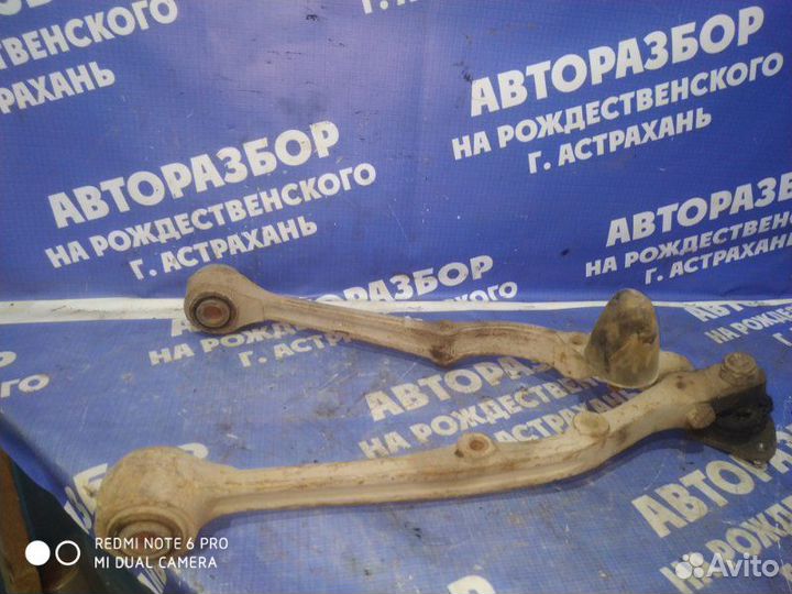 Передний правый рычаг Газ Волга 3110 седан 406