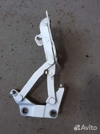 Петля капота правая Mercedes GLS 166 X166