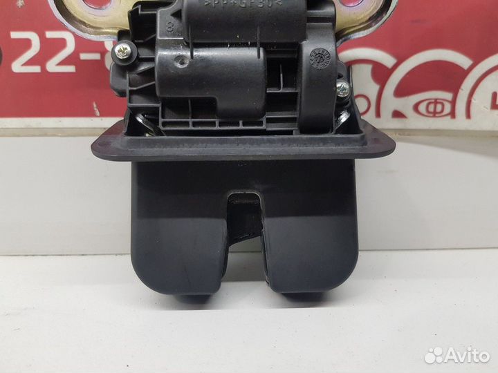 Замок багажника (Audi A3, Audi A6)