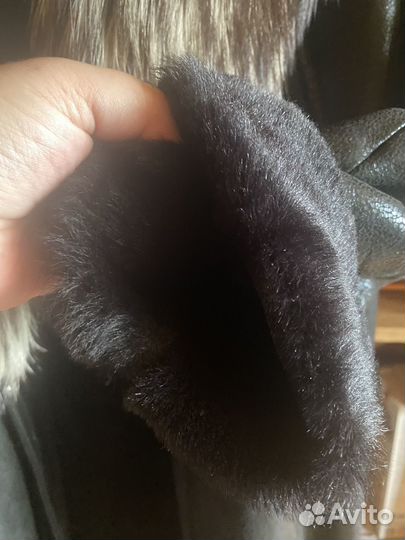 Дубленка натуральныя с чернобуркой