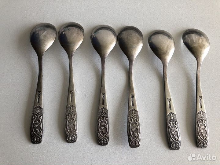 Ложки десертные мельхиоровые. СССР