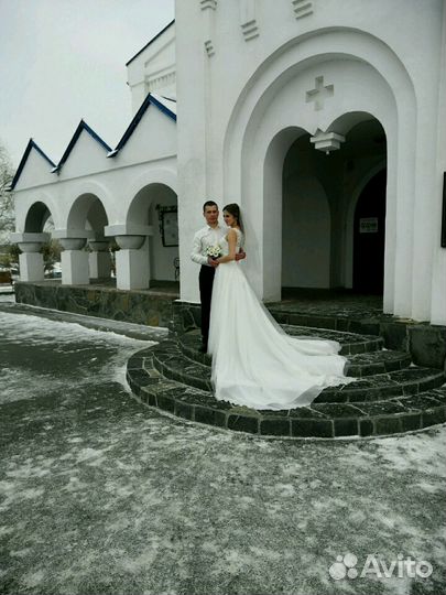 Свадебное платье