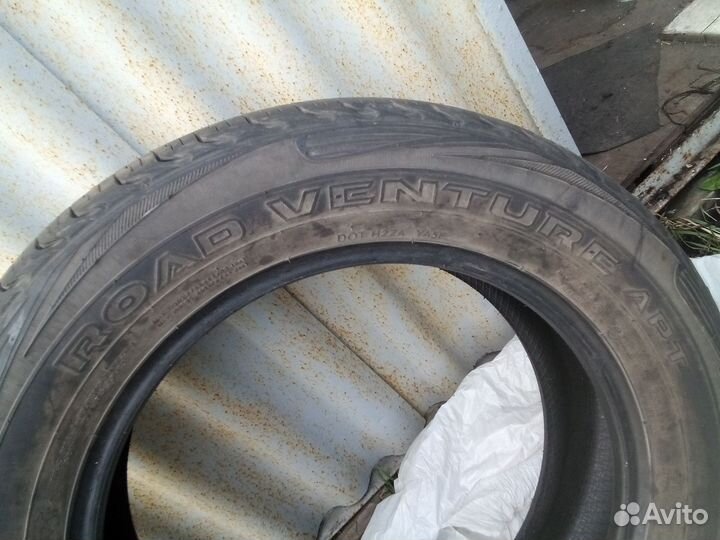 Kumho Road Venture APT KL51 225/60 R17