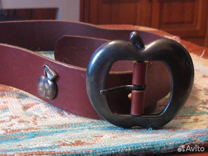 Ремни кожаные женские