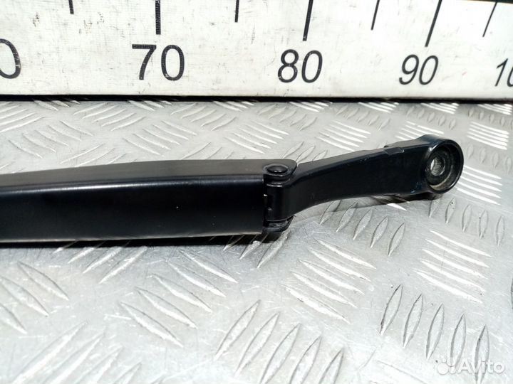 Б/У Поводок стеклоочистителя передний левый#001