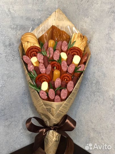 Съедобные букеты мясной букет из колбасы и сыра