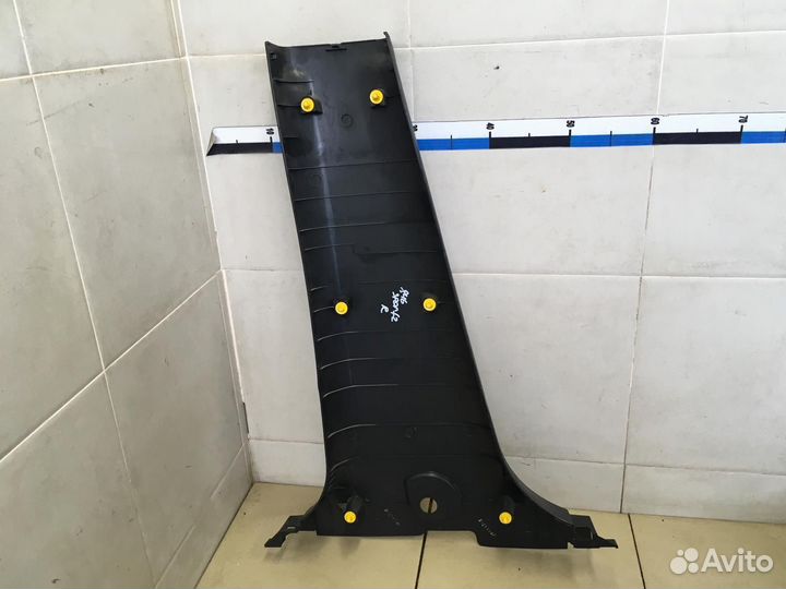 Обшивка стойки Sportage 2004-2010