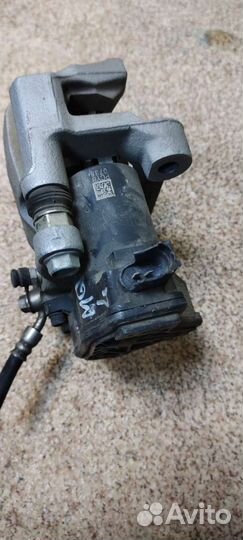 Суппорт задний правый Kia Sorento MQ4 3.5