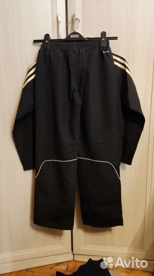 Спортивный костюм adidas 140 новый