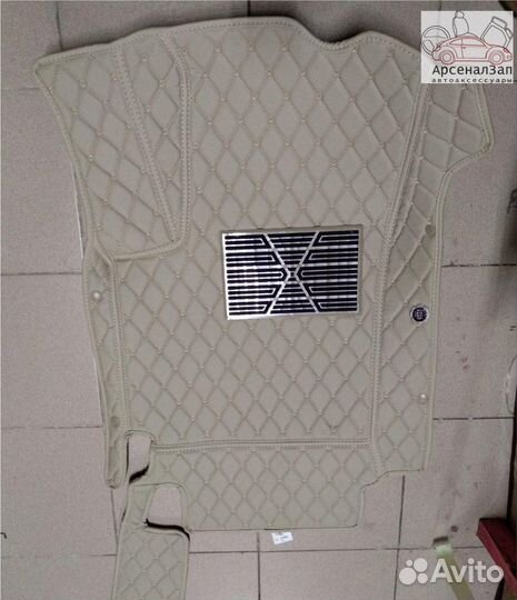 3D автоковрики из экокожи BMW 5 G30 бежевые