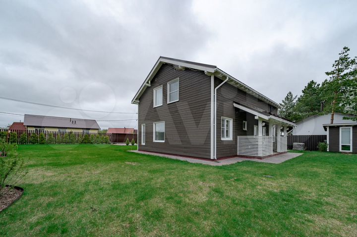 Коттедж 168 м² на участке 8,8 сот.