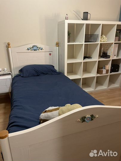 Кровать и тумбочка Chilek (Турция)