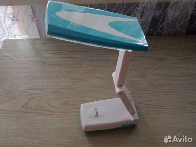 Светильник настольный