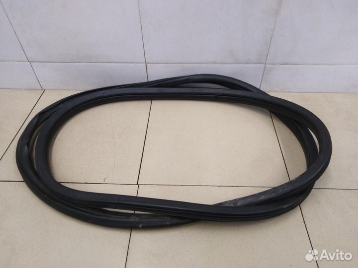 Уплотнитель (внутри) Lancer (CX,CY) 2007