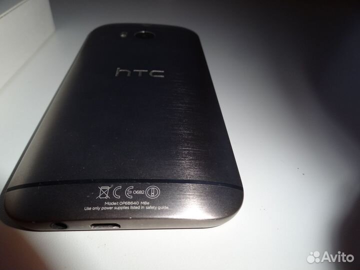 HTC One M8 Dual Sim, 2/16 ГБ