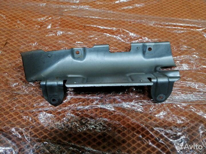 Защита выпускного коллектора Audi A6 C6 4F ccea