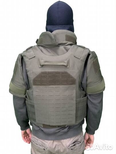 Штурмовой бронежилет