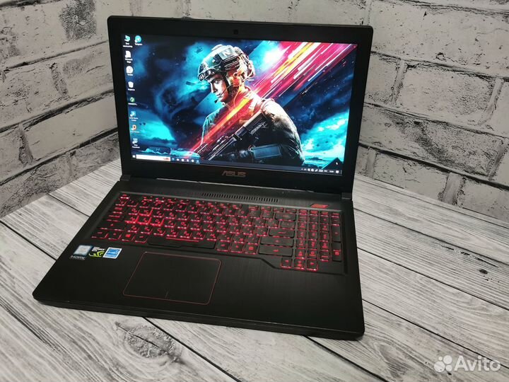 Игровой ноутбук Asus Gtx 1050/Core i5/SSD