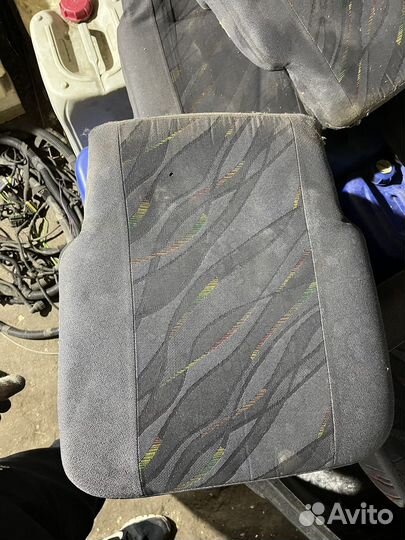 Сиденья в микроавтобус