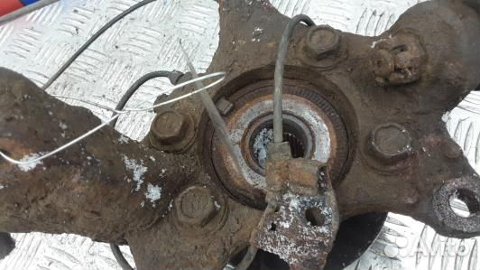 Ступица передняя правая toyota RAV 4 ZSA3 (1BS09N9