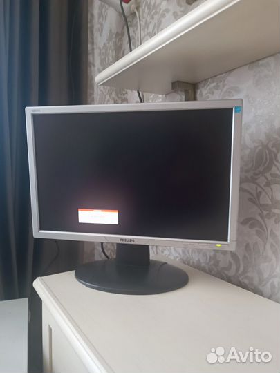 Монитор Филипс