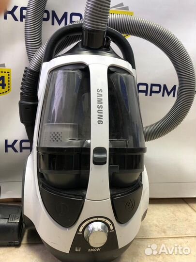 Пылесос Samsung SC8835 белый
