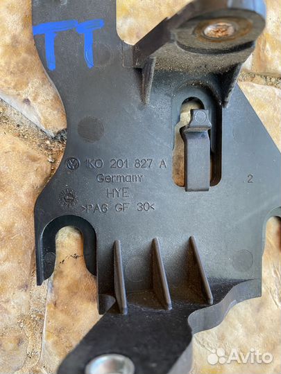 Кронштейн абсорбера Audi TT 8J