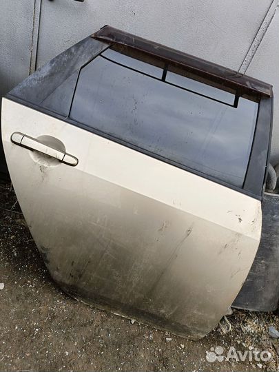 Запчасти nissan primera двери