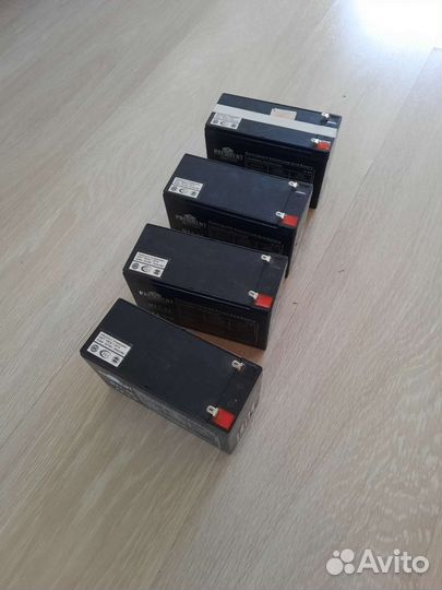 Детский электромобиль с пультом управления новый