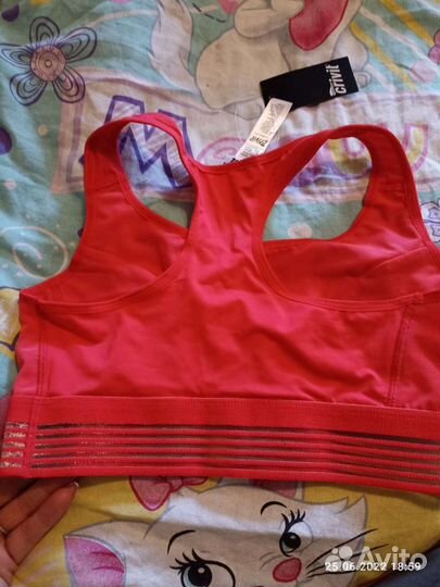 Одежда для спорта женская