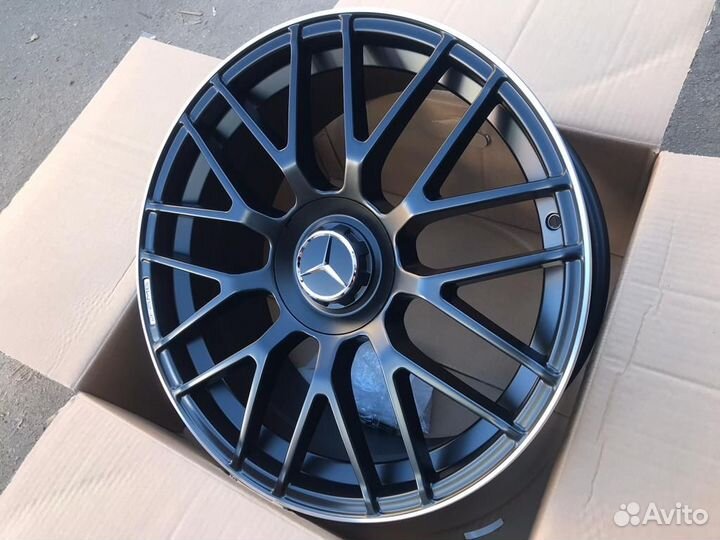 Диски одноширокие AM053 R17 5*112 на Mercedes E C