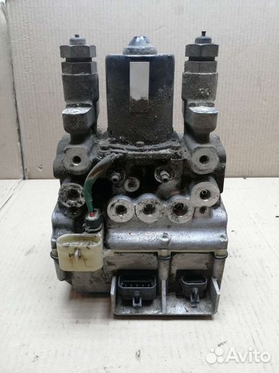 Блок ABS chevrolet blazer s15