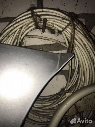 Капот форд эскейп 2001-2006