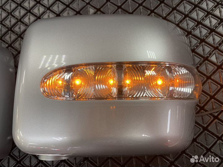 Зеркала серебро с повторителями для Mercedes G463