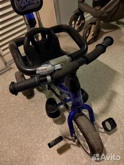 Детский велосипед с родительской ручкой