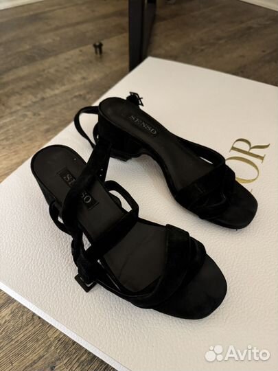 Туфли женские 37