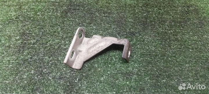 Кронштейн (сопут. товар) Audi Audi A8 4E 2002-2