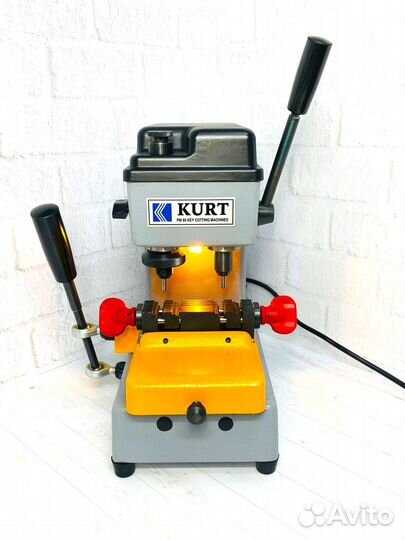 Вертикальный станок kurt PN80 (PM80)