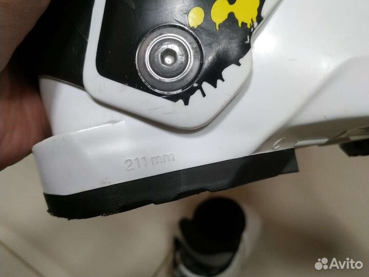 Детские горнолыжные ботинки