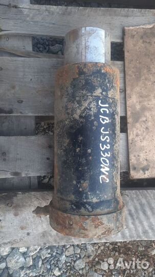 Домкрат натяжителя цепи JCB JS330NC