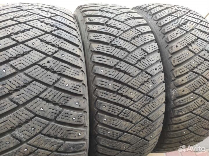 Goodyear Ultra Grip Ice Arctic 2 225/55 R17