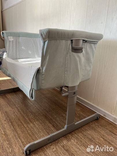 Детская кроватка для новорожденных chicco