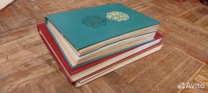 Коллекция почтовых марок в трех альбомах